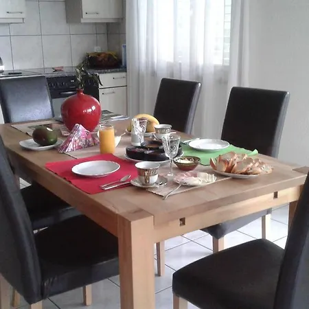 Homestay Chez Ely * Sion