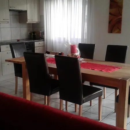 Homestay Homestay Chez Ely *